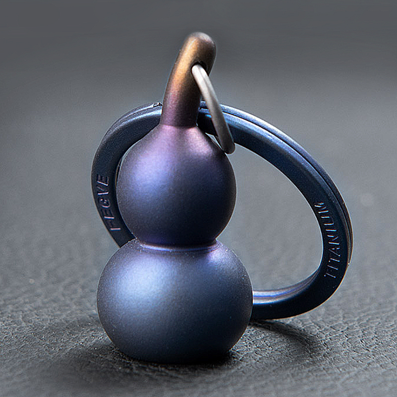 Car Accessories Xmas Gifts - Portachiavi in titanio di lusso ciondolo